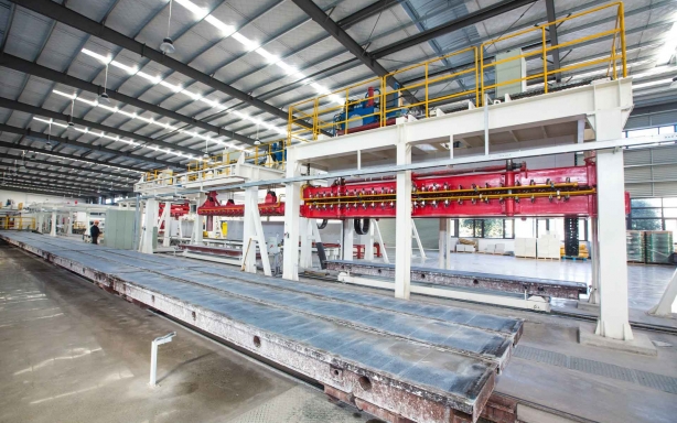 電子設(shè)備生產(chǎn)車間